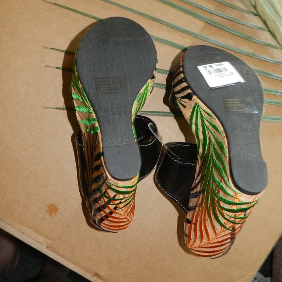 Naughty Monkey  Palmetto Platform Wedges Sandals  💥NWT!🆕FAST😮‍💨⚡🚚 - Picture 9 of 11